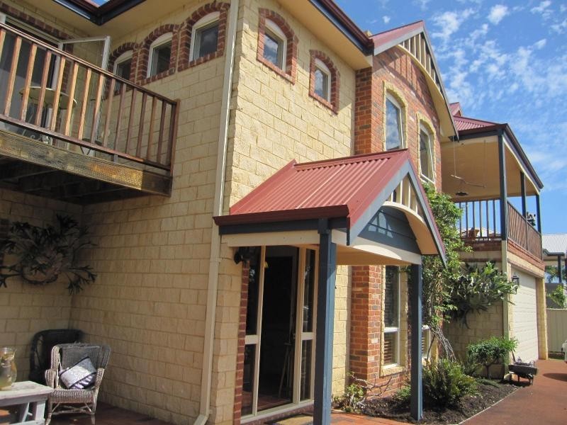 6 Turner Street, Dunsborough WA 6281