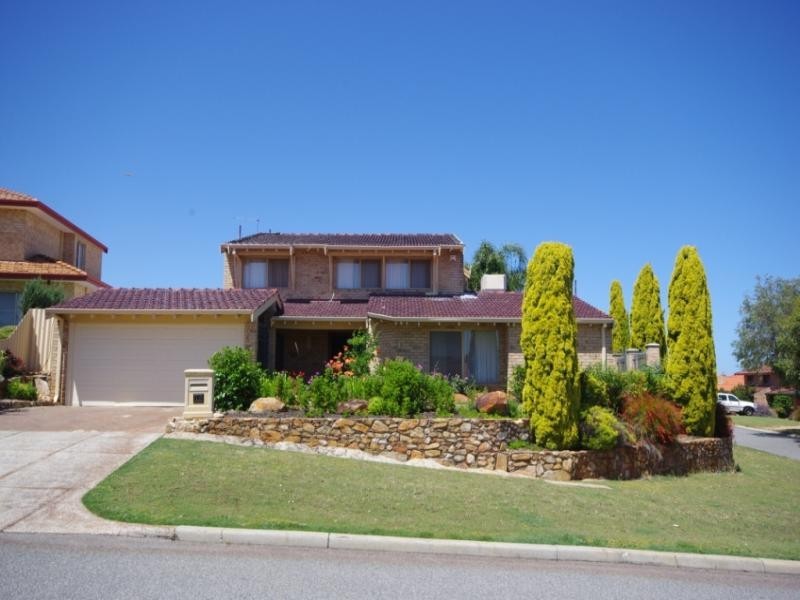 12 Paterson Gardens, Winthrop WA 6150