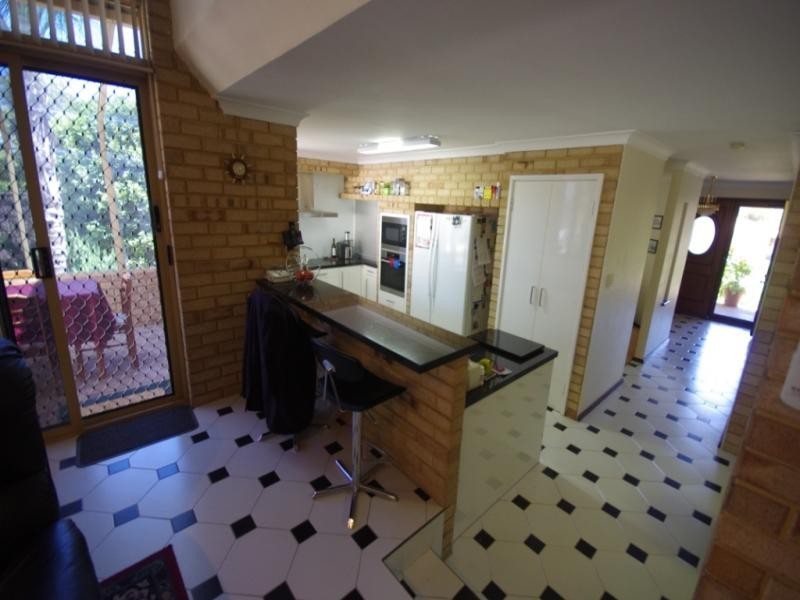 12 Paterson Gardens, Winthrop WA 6150