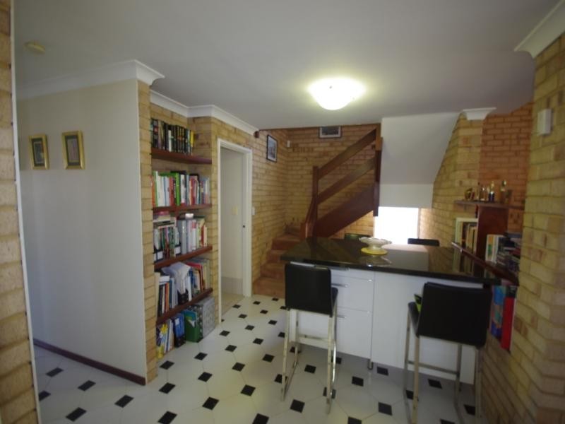 12 Paterson Gardens, Winthrop WA 6150