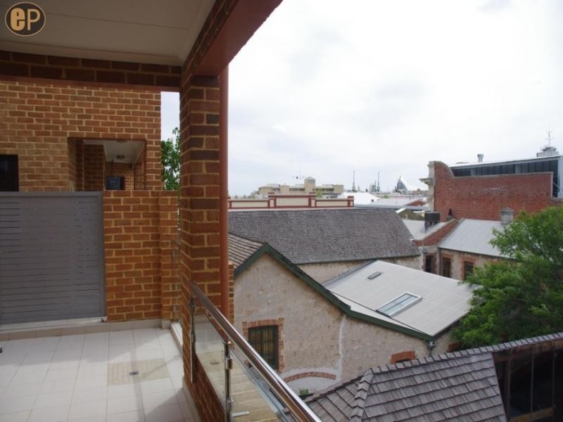 21/45 Pakenham Street, Fremantle WA 6160