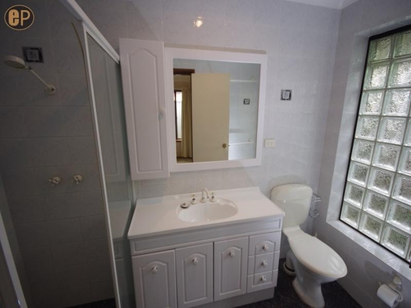 11 Pearson Crescent, Bull Creek WA 6149