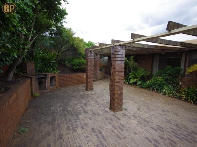 11 Pearson Crescent, Bull Creek WA 6149