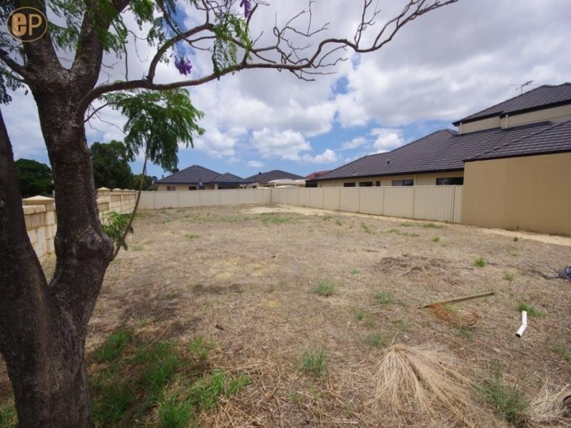 64 Roselea Boulevard, Stirling WA 6021