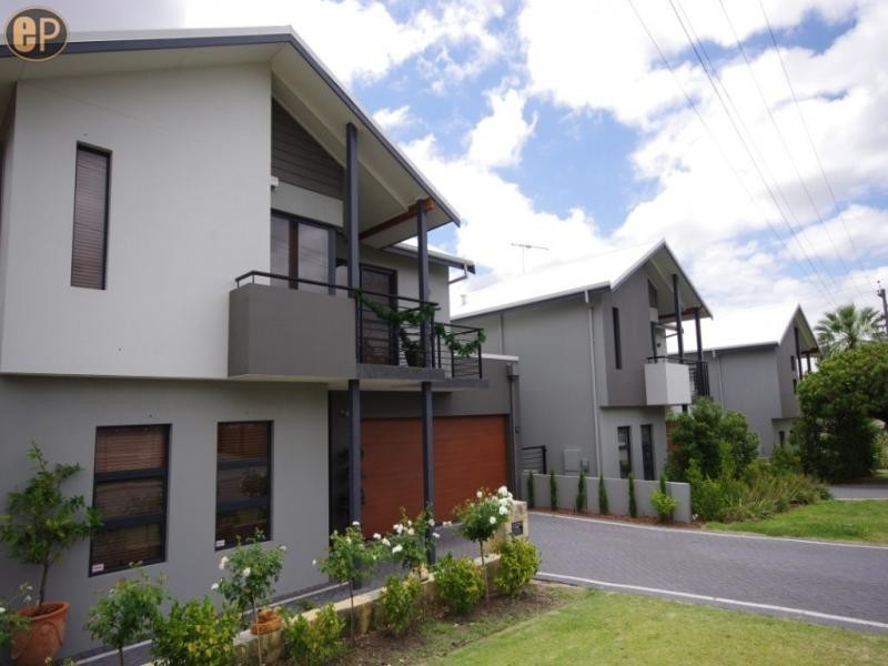 11 Bantock Street, Joondanna WA 6060