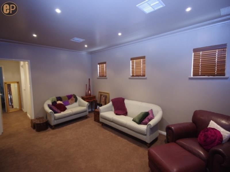 11 Bantock Street, Joondanna WA 6060