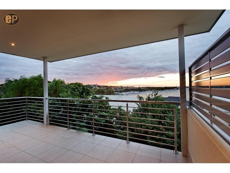 7A Braunton Street, Bicton WA 6157