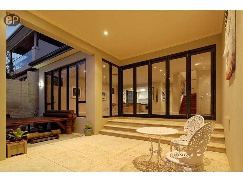 7A Braunton Street, Bicton WA 6157