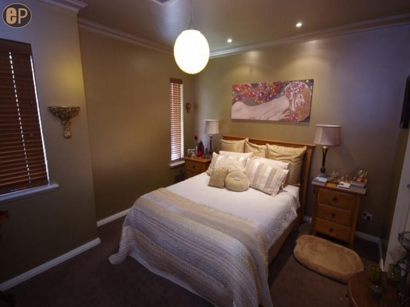 11 Bantock Street, Joondanna WA 6060