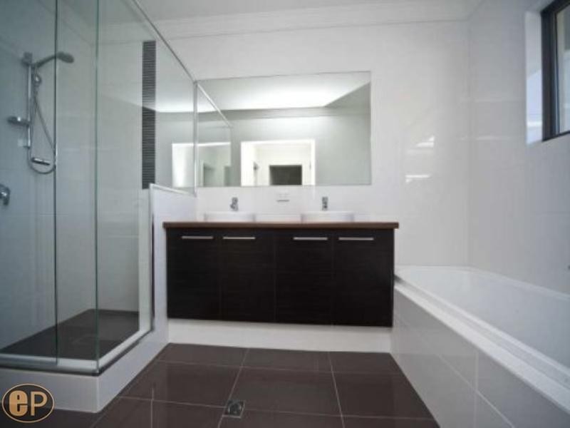 34 BASSENDEAN PARADE, Bassendean WA 6054