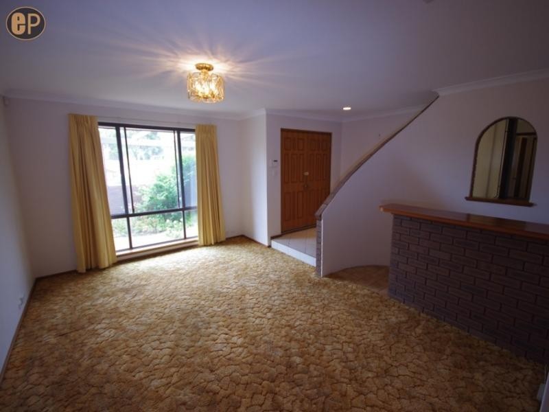 11 PEARSON CRESCENT, Bull Creek WA 6149