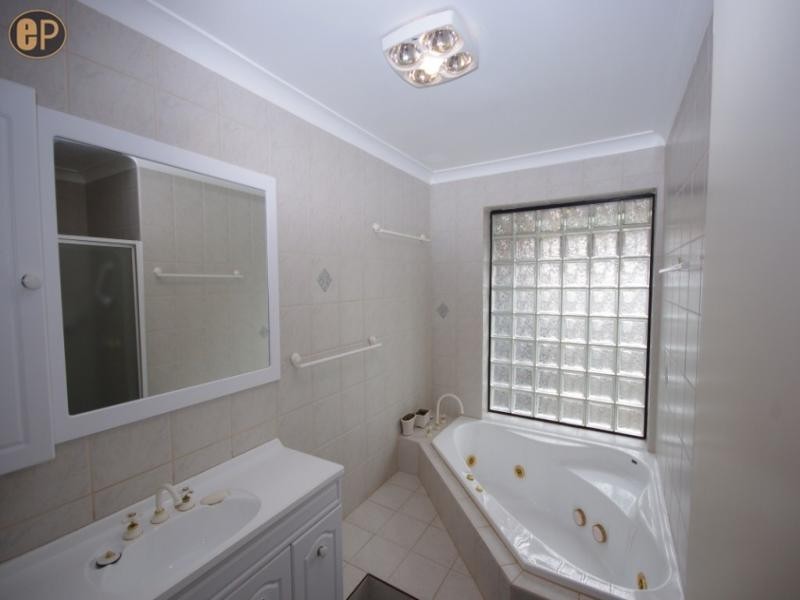 11 PEARSON CRESCENT, Bull Creek WA 6149