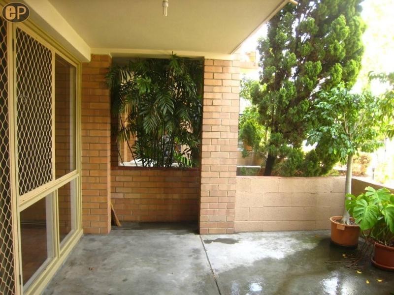 4/2 Stirling Street, South Perth WA 6151