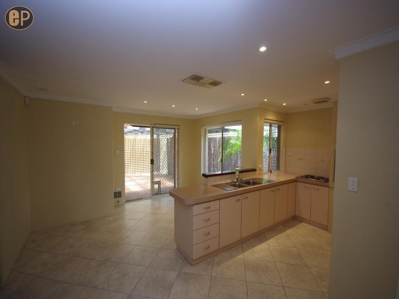 11B Purcell Street, Kardinya WA 6163