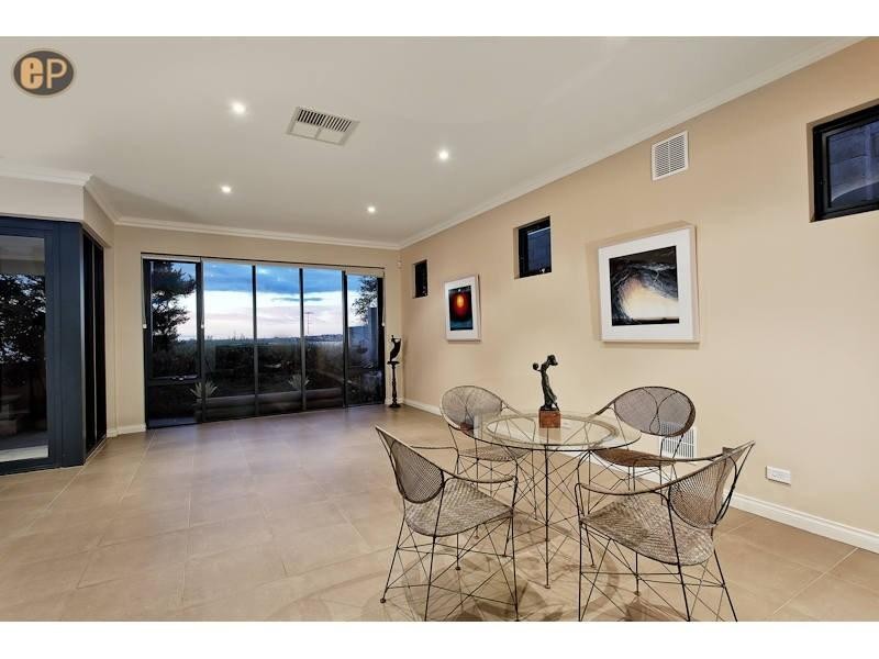 A/7 Braunton Street, Bicton WA 6157