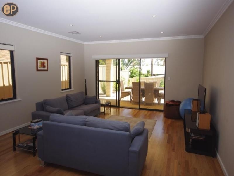 29 Harrison Street, Willagee WA 6156