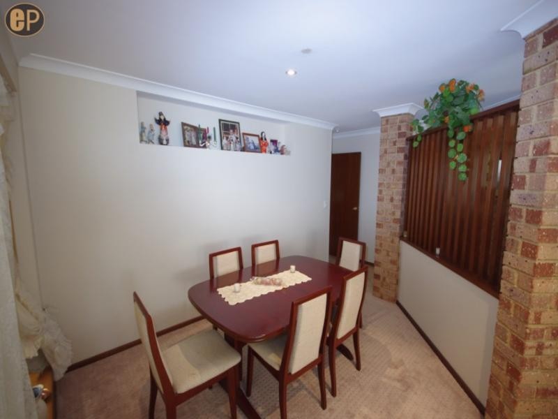 12 Barclay Road, Kardinya WA 6163