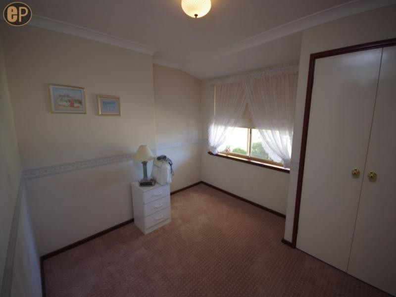 12 Barclay Road, Kardinya WA 6163