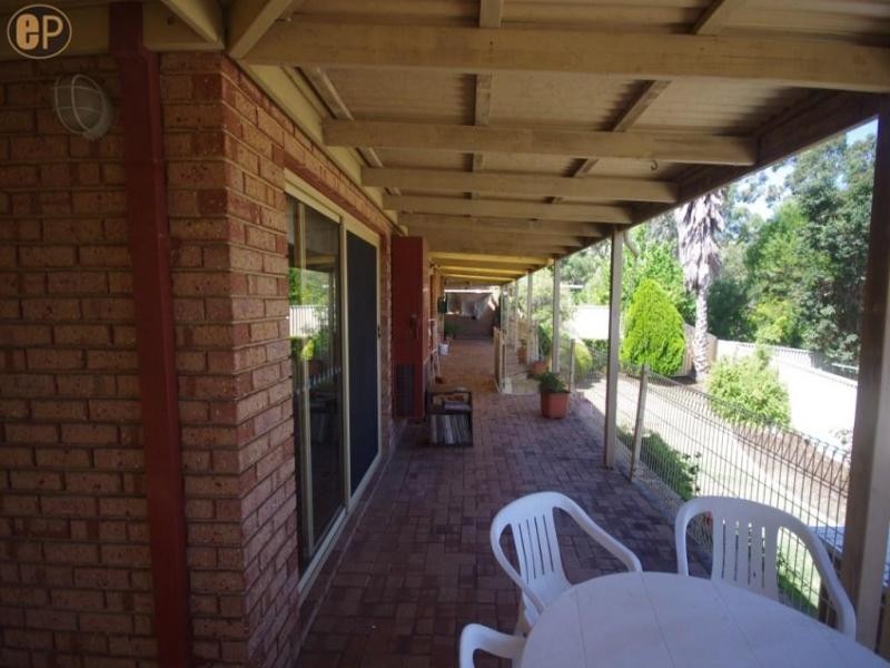 12 Barclay Road, Kardinya WA 6163