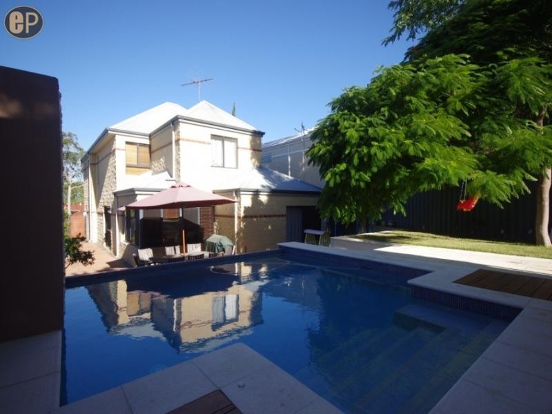 9A Money Road, Attadale WA 6156