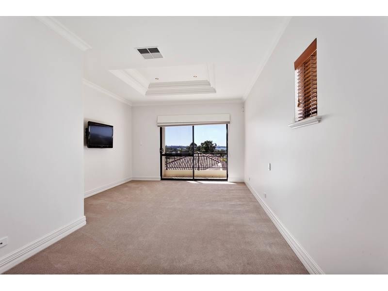 8A Cavan Street, Bicton WA 6157