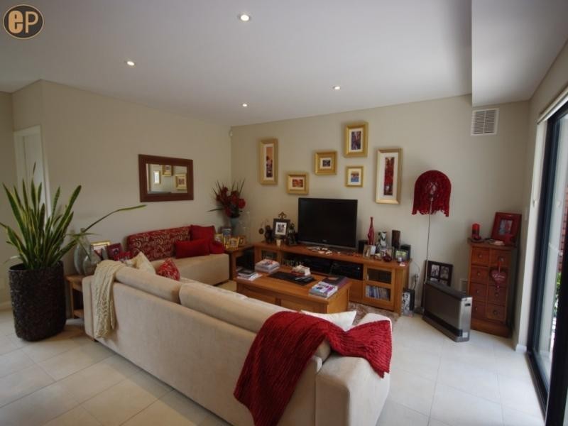 11 Bantock Street, Joondanna WA 6060