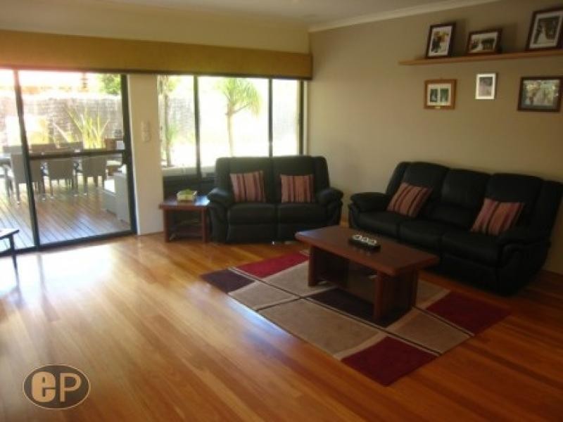 32 Gillon Street, Karawara WA 6152