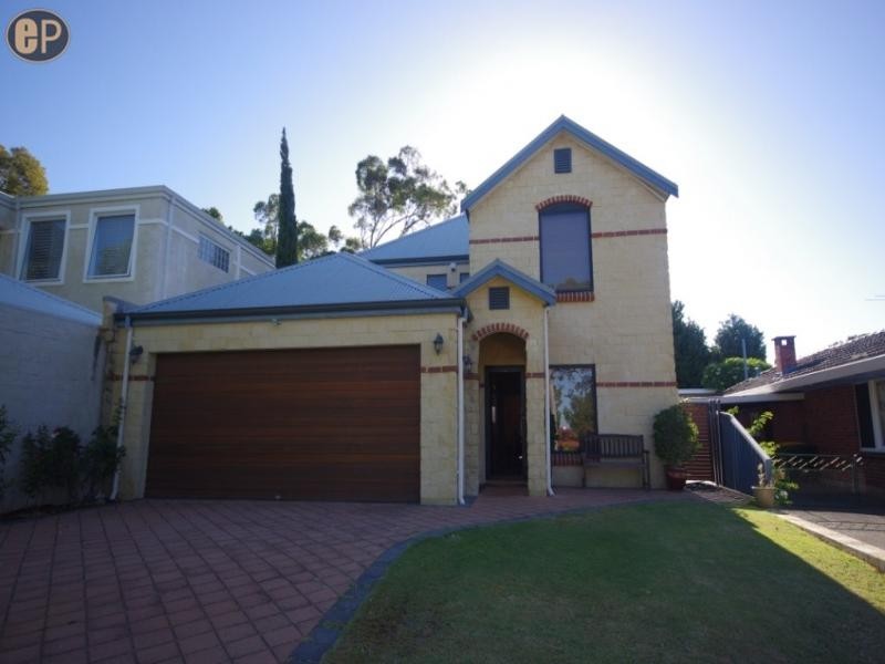 9A Money Road, Attadale WA 6156