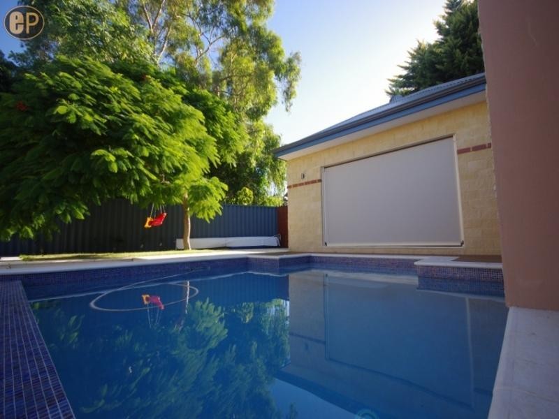 9A Money Road, Attadale WA 6156