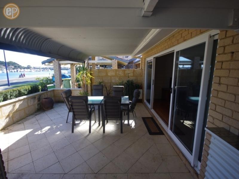 3-38 Riverside Road, Fremantle WA 6160