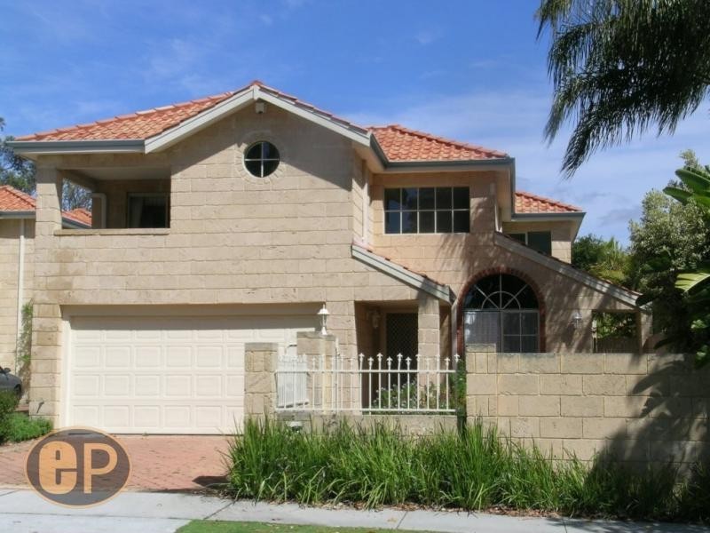 2/15 Renwick Street, South Perth WA 6151