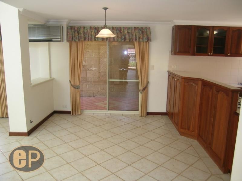 2/15 Renwick Street, South Perth WA 6151