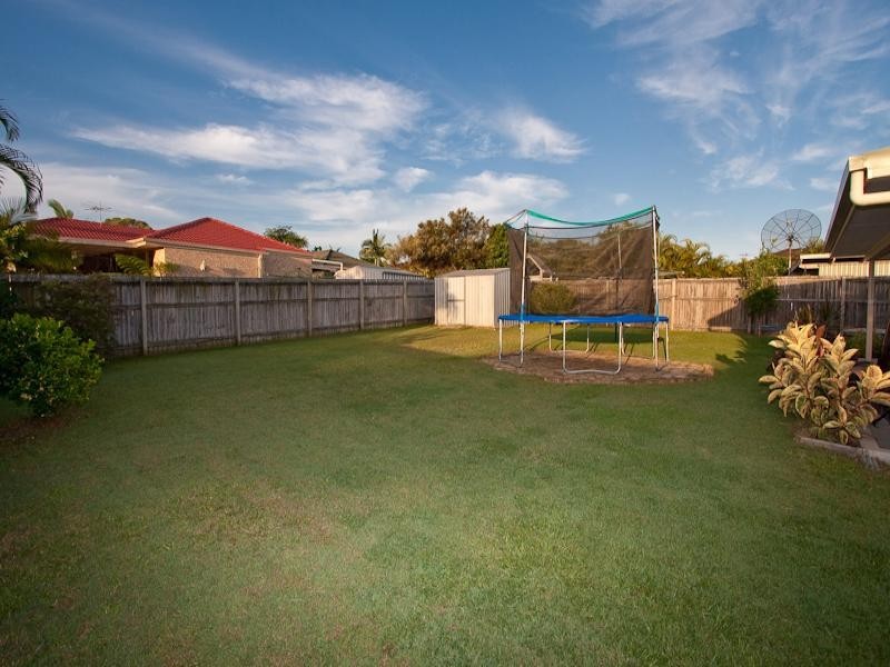 63 Solandra Circuit, Regents Park QLD 4118