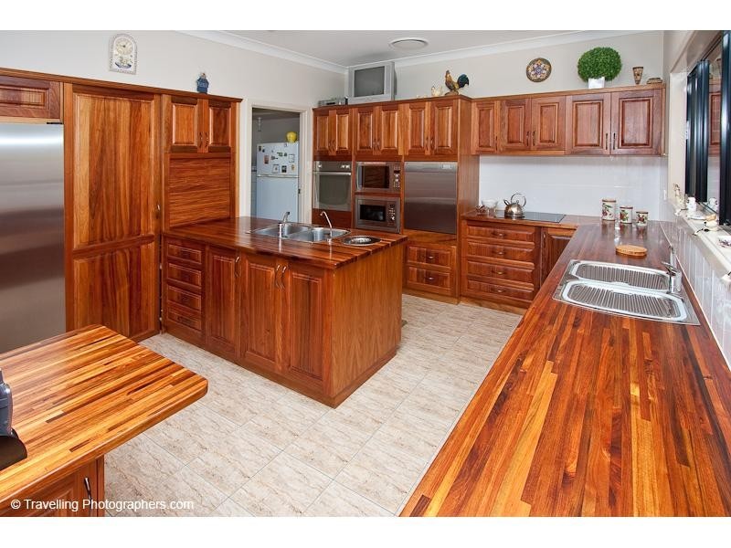 29 Bywater Street, Hillcrest QLD 4118
