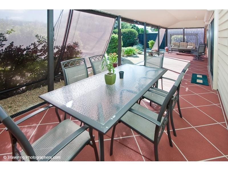 29 Bywater Street, Hillcrest QLD 4118