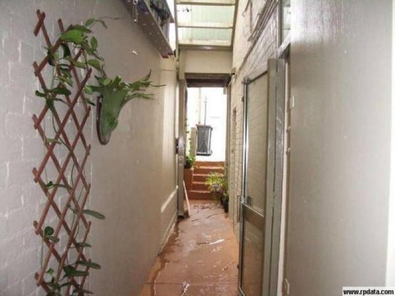 1/12 Queen Street, Petersham NSW 2049