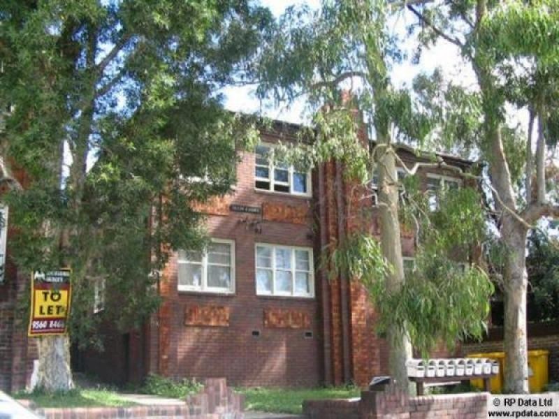 1/16 Bent Street, Petersham NSW 2049