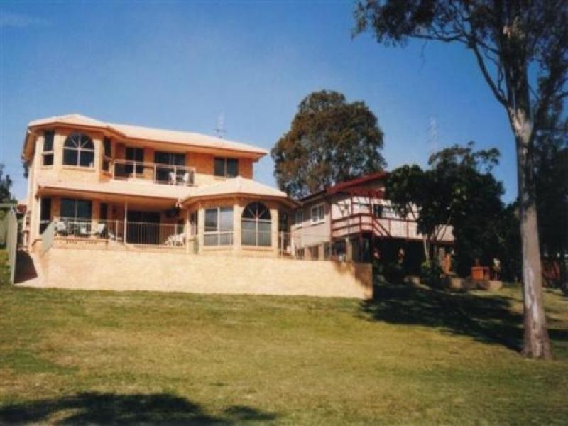 Mannering Park NSW 2259