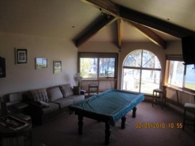 Mannering Park NSW 2259