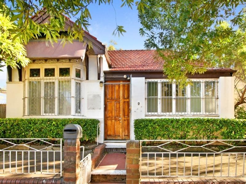 2 London Street, Enmore NSW 2042