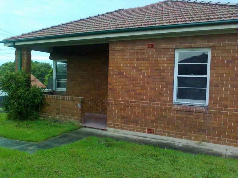 76 high street, Carlton NSW 2218