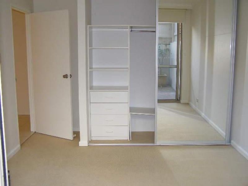 64/1 OLIVIA LANE, Surry Hills NSW 2010