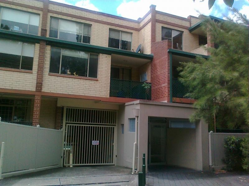 64/1 OLIVIA LANE, Surry Hills NSW 2010