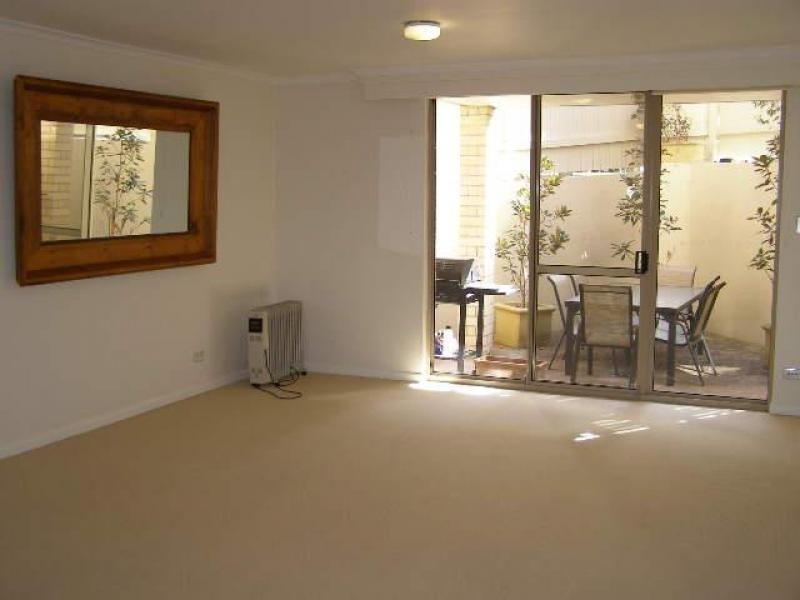 64/1 OLIVIA LANE, Surry Hills NSW 2010