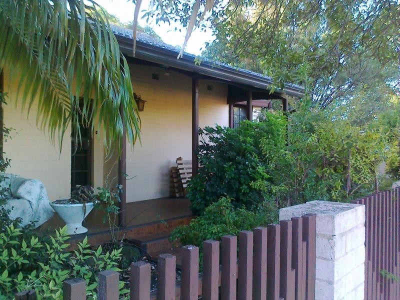 18 roslyn street, Ashbury NSW 2193