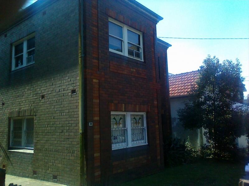 2/49a park avenue, Ashfield NSW 2131