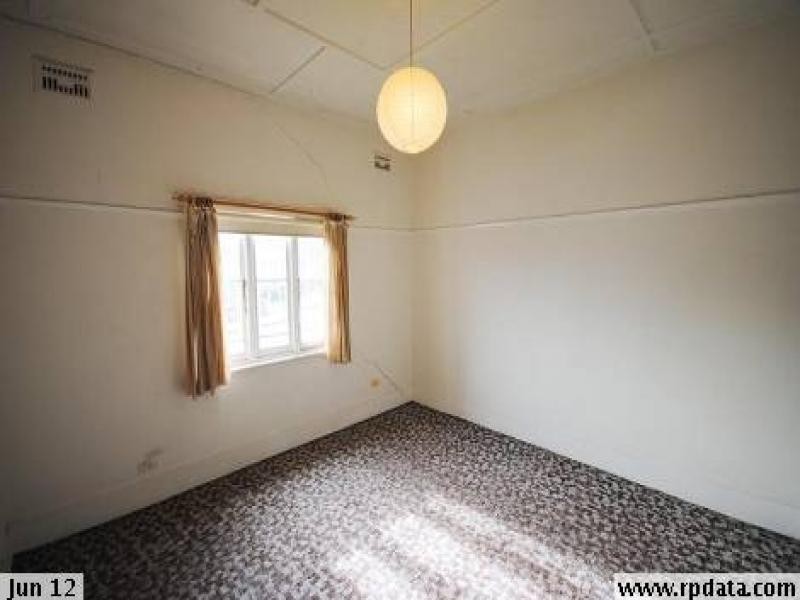 16 green street, Tempe NSW 2044