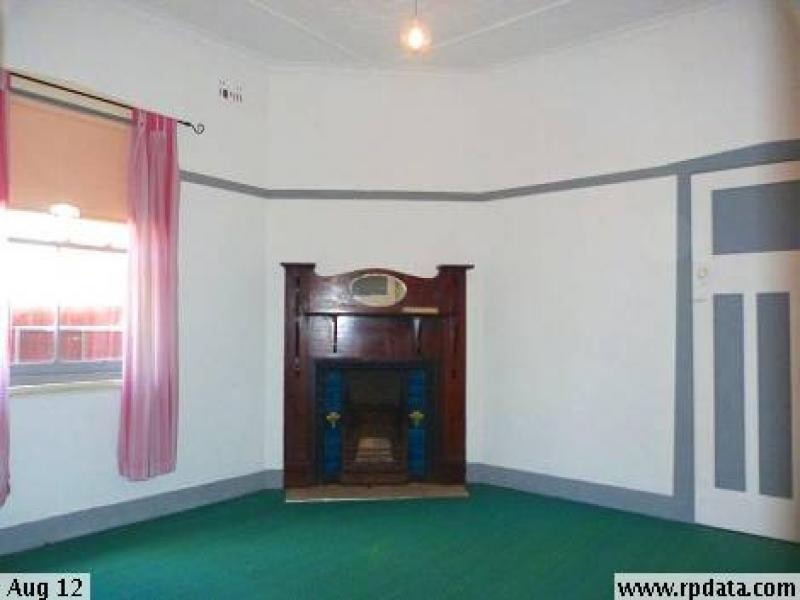 13 cronulla avenue, Carlton NSW 2218