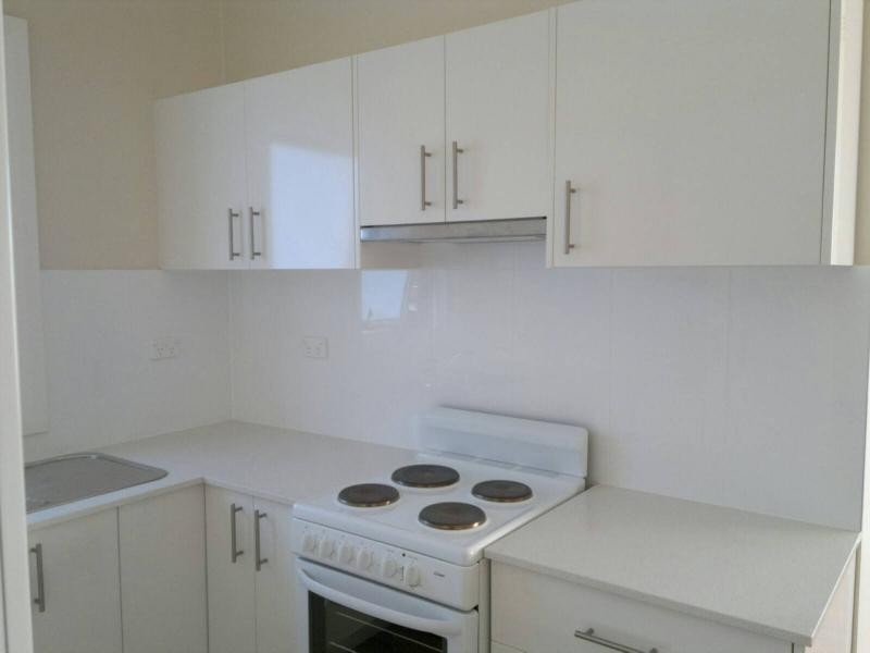 1/16 CRYSTAL SREET, Petersham NSW 2049