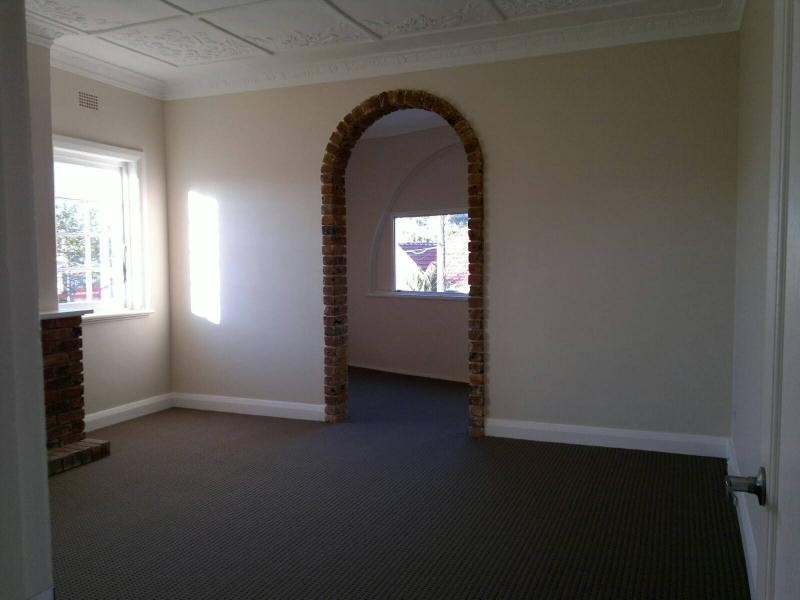 1/16 CRYSTAL SREET, Petersham NSW 2049